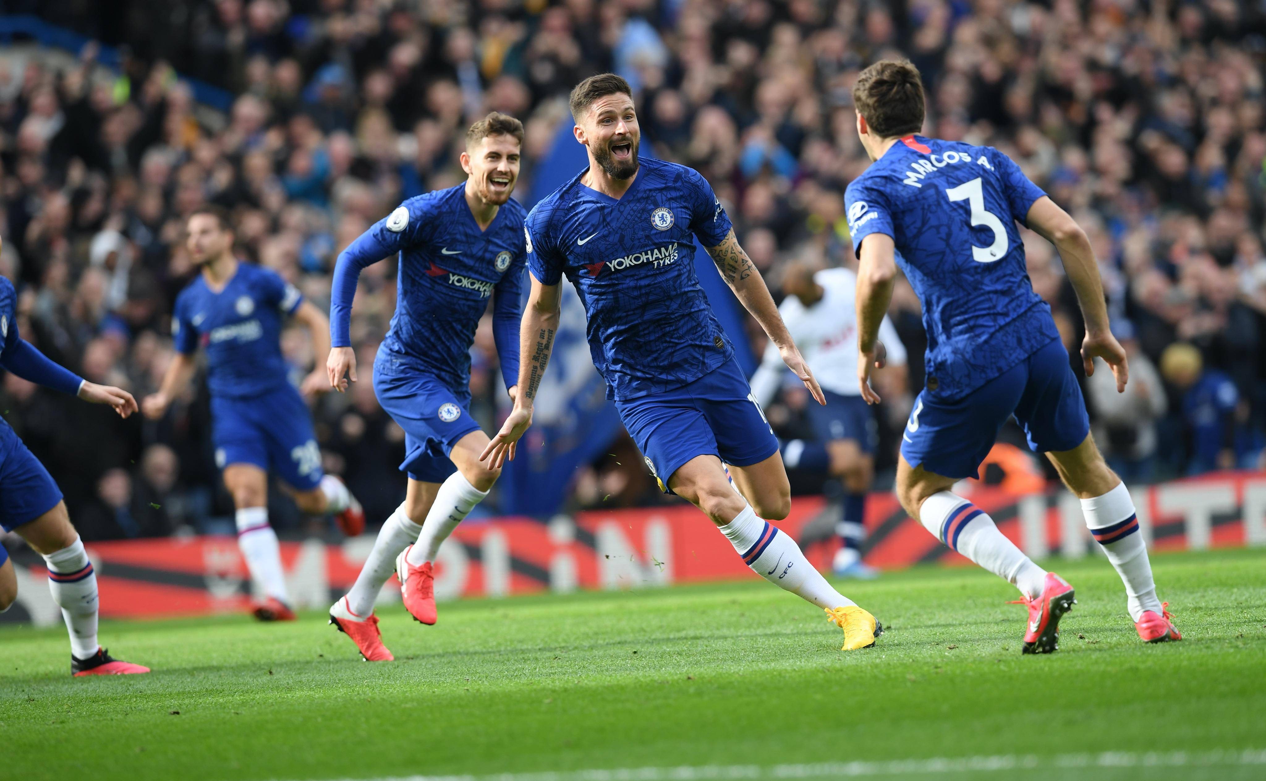 体育泰山队一天两练 认真应对三线作战